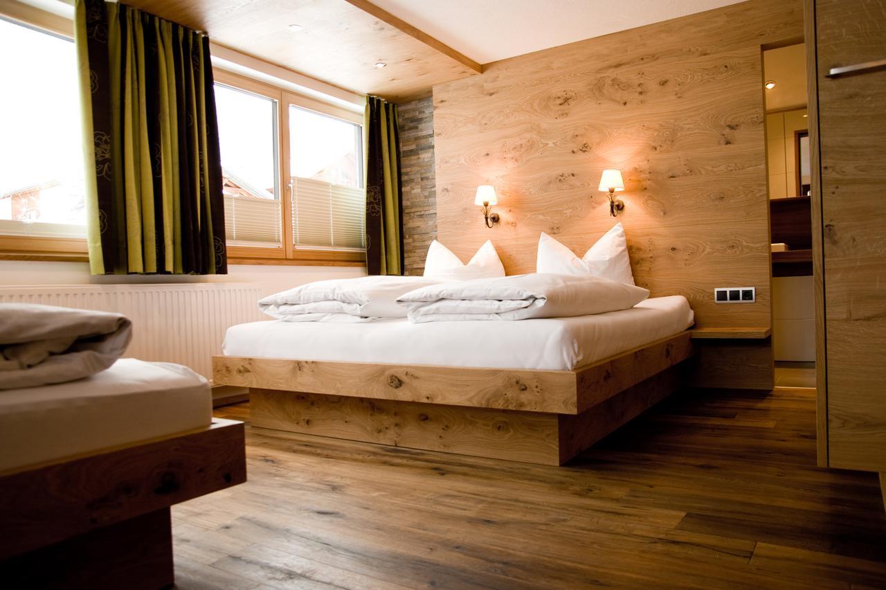 Haus Battisti Hotel Санкт Антон ам Арлберг Екстериор снимка